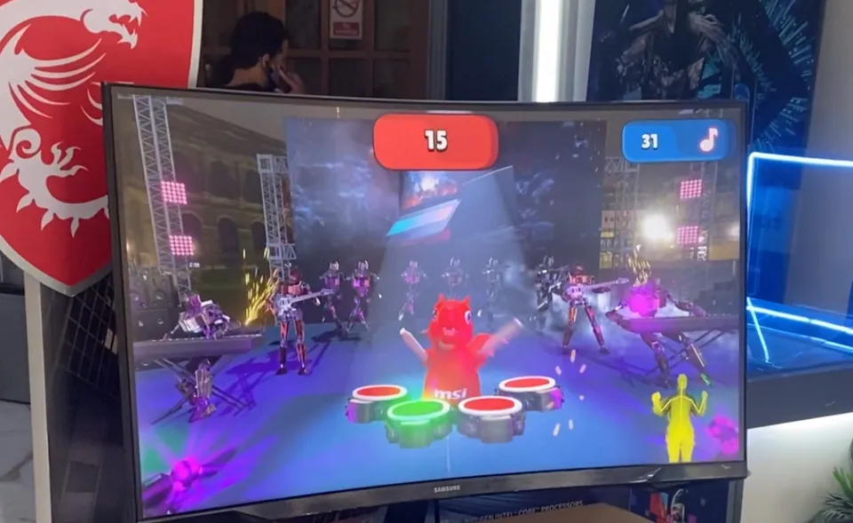 MSI Lucky Drum Master: Counters and the player silhouette